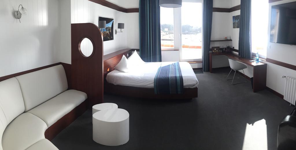 Hotel Des Rochers Perros-Guirec Habitación foto